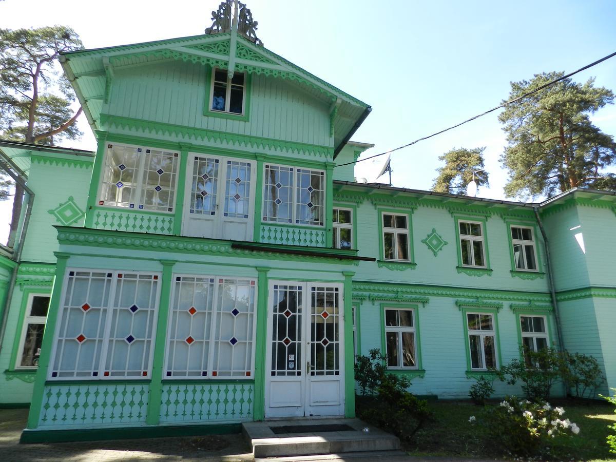 Good Mood Hotel Jūrkalne Екстериор снимка