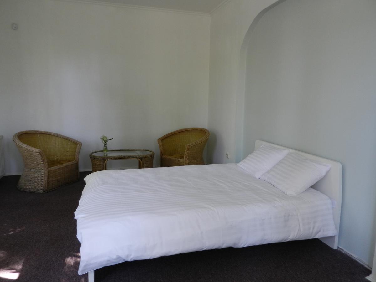 Good Mood Hotel Jūrkalne Екстериор снимка