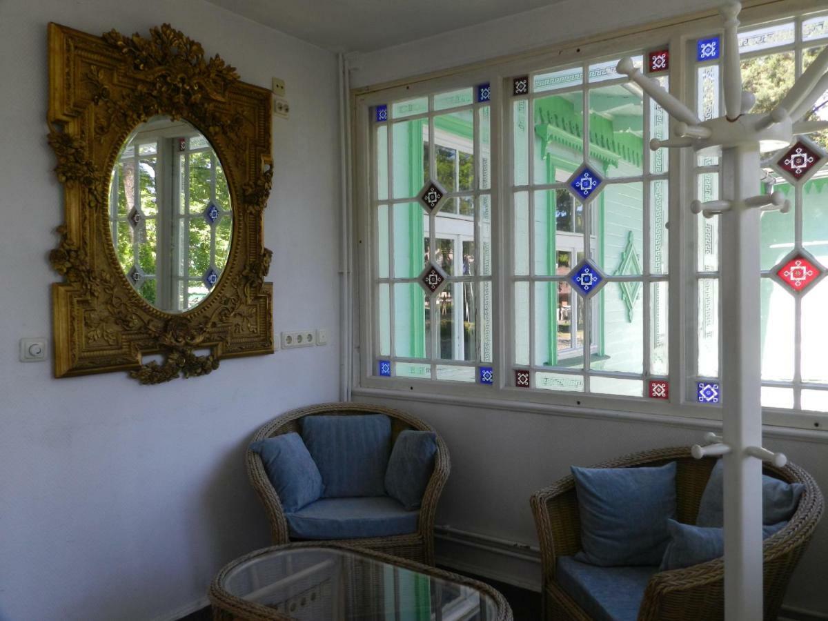 Good Mood Hotel Jūrkalne Екстериор снимка